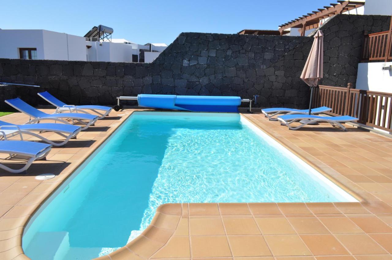 Villa Esmeralda Playa Blanca  Luaran gambar